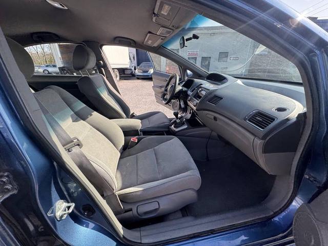 Photo of 2008 Blue Honda Civic