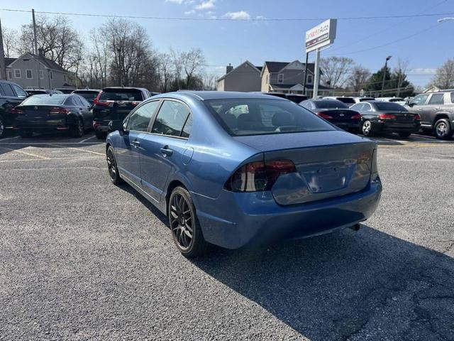 Photo of 2008 Blue Honda Civic