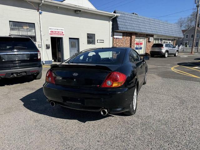 Photo of 2003 Black Hyundai Tiburon