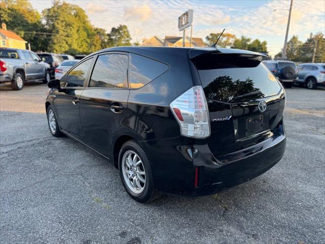 Photo of 2014 Black Toyota Prius v