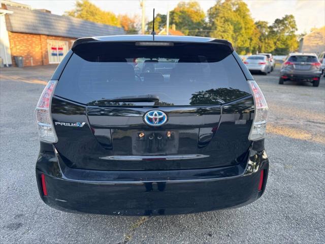 Photo of 2014 Black Toyota Prius v