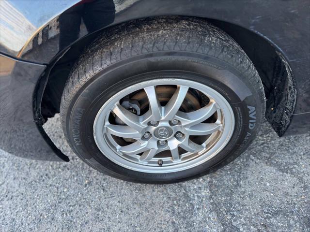 Photo of 2014 Black Toyota Prius v