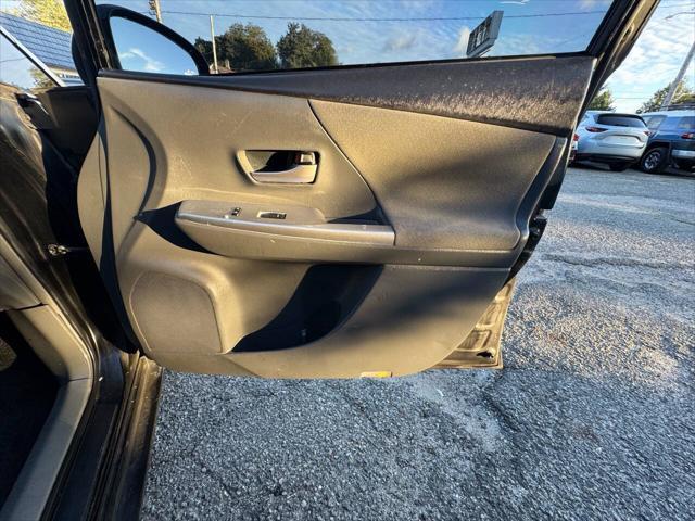 Photo of 2014 Black Toyota Prius v