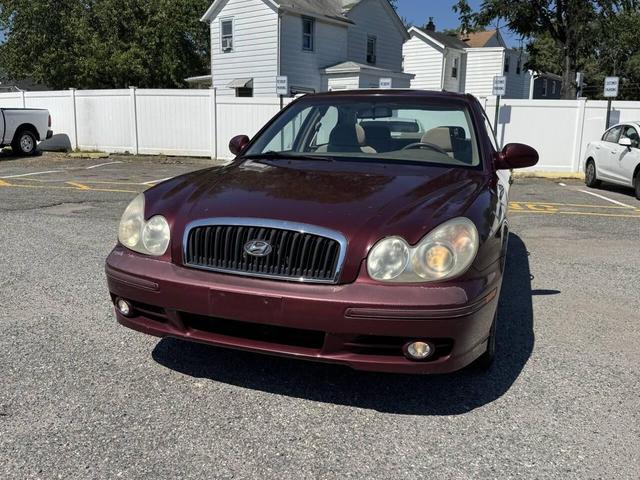 Photo of 2004 Burgundy Hyundai SONATA