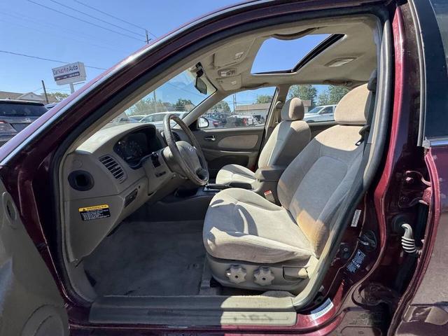 Photo of 2004 Burgundy Hyundai SONATA