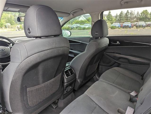 Photo of 2020 Gravity Gray Kia Sorento
