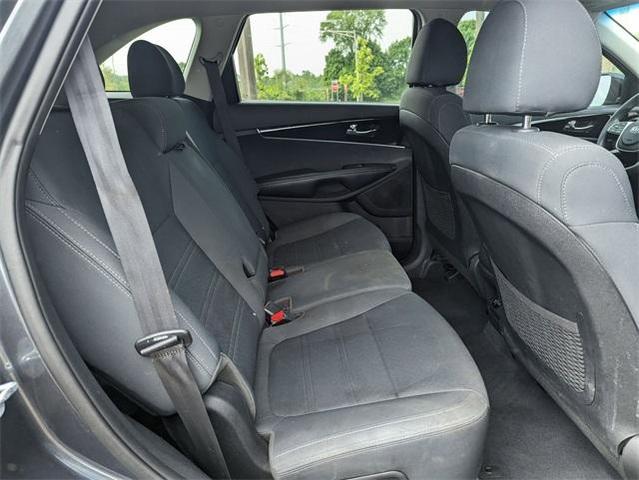 Photo of 2020 Gravity Gray Kia Sorento