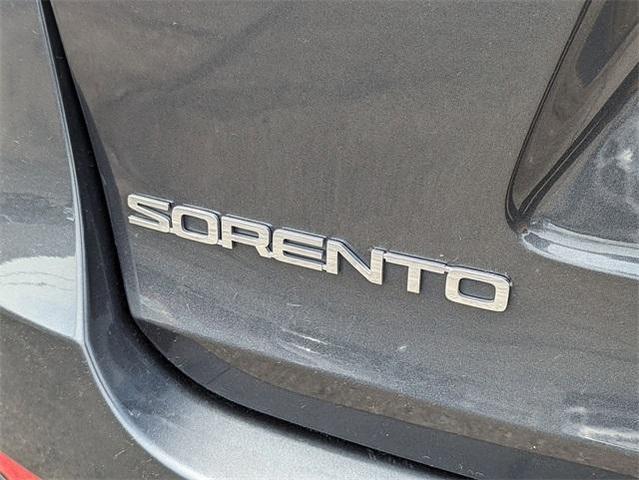Photo of 2020 Gravity Gray Kia Sorento
