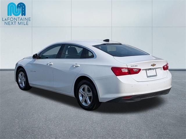 Photo of 2024 Summit White Chevrolet Malibu