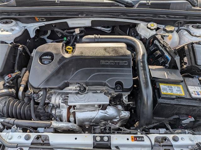 Photo of 2024 Summit White Chevrolet Malibu