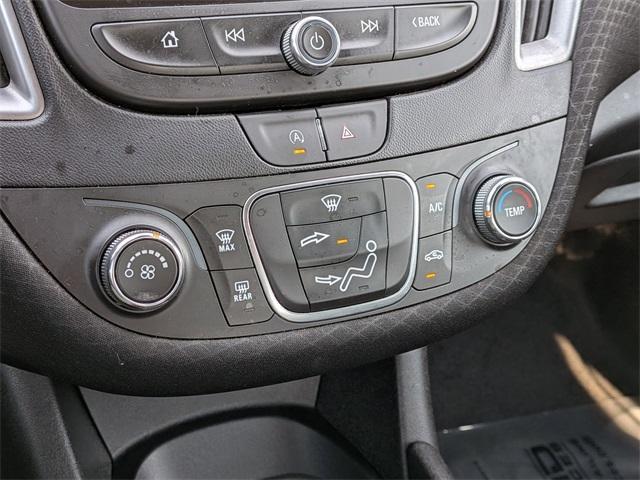 Photo of 2024 Summit White Chevrolet Malibu