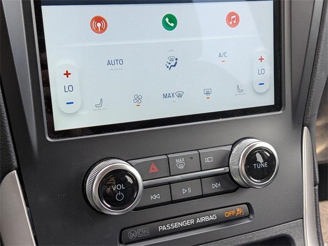 Photo of 2024 Gray Metallic Ford Edge