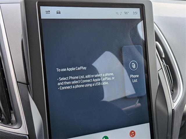 Photo of 2024 Gray Metallic Ford Edge