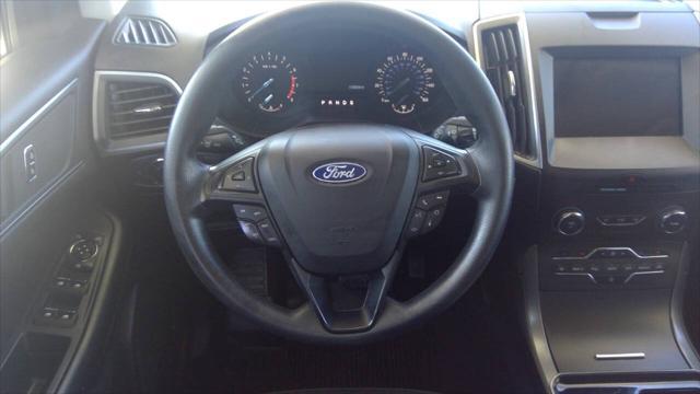 Photo of 2020 Oxford White Ford Edge