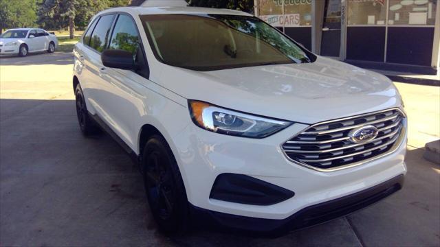 Photo of 2020 Oxford White Ford Edge