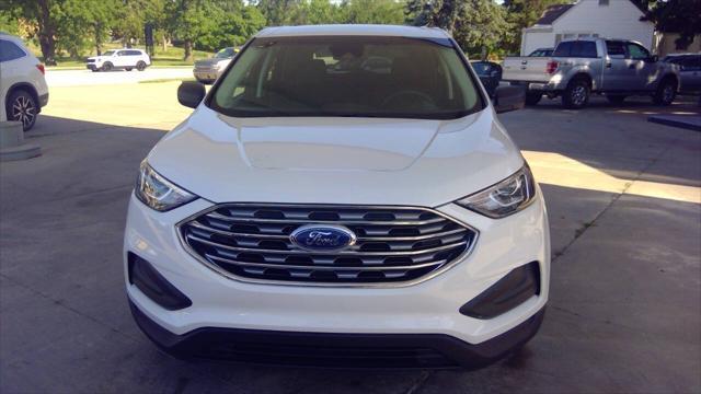 Photo of 2020 Oxford White Ford Edge