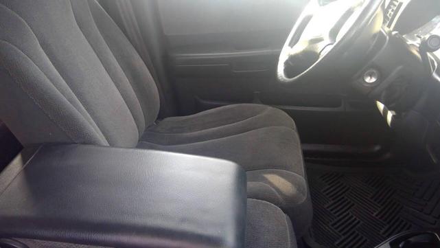 Photo of 2001 Red Dodge Dakota