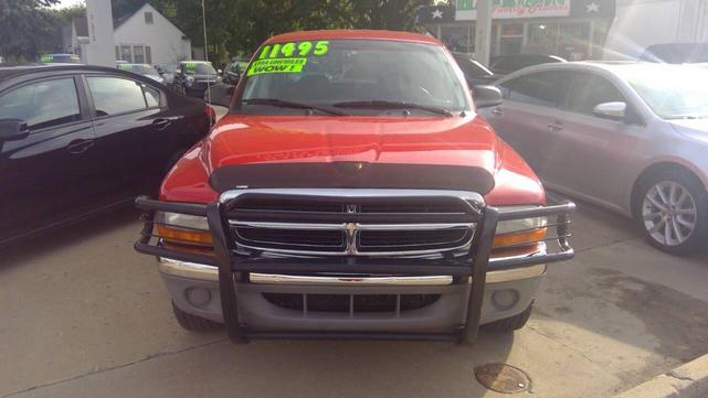 Photo of 2001 Red Dodge Dakota
