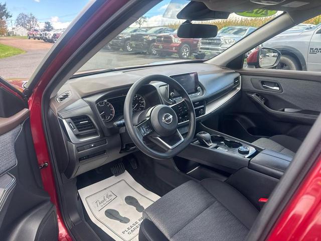 Photo of 2023 Scarlet Ember Tintcoat Nissan Rogue