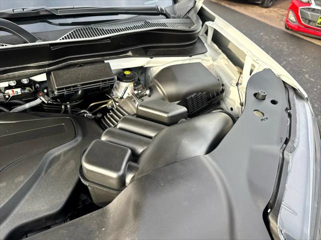 Photo of 2022 Platinum White Pearl Honda Pilot