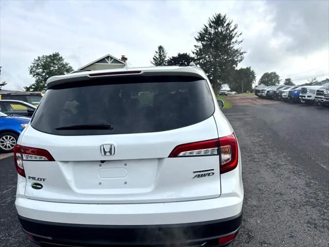 Photo of 2022 Platinum White Pearl Honda Pilot