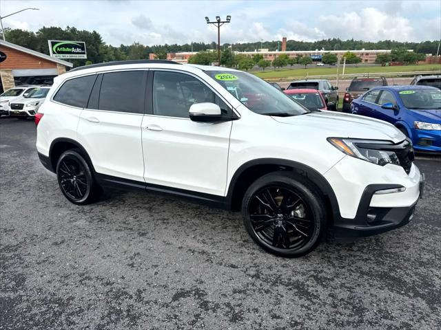 Photo of 2022 Platinum White Pearl Honda Pilot