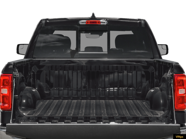 Photo of 2026 Diamond Black Crystal Pearlcoat RAM 1500