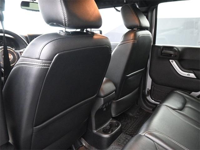 Photo of 2014 Billet Clearcoat Metallic Jeep Wrangler Unlimited