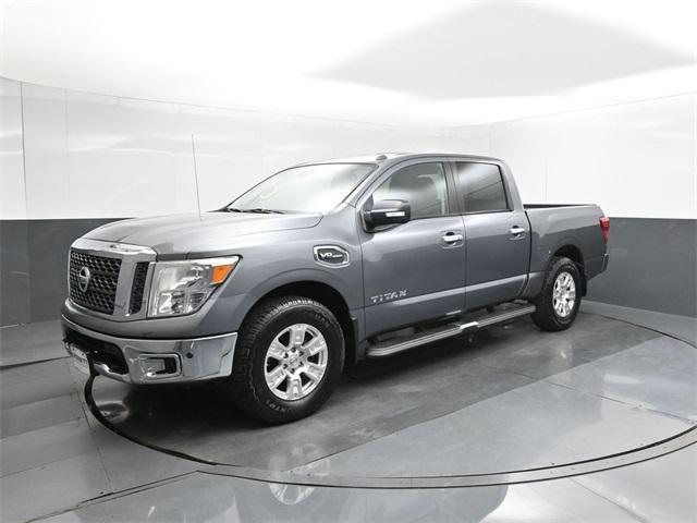 2017 Nissan Titan