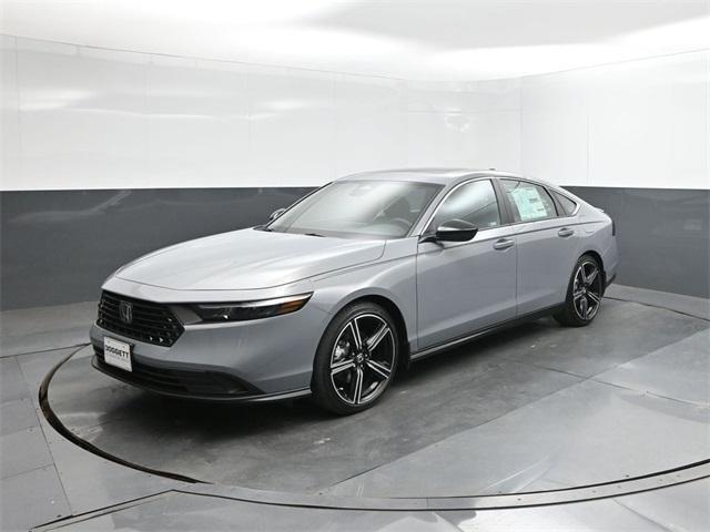 Photo of 2025 Urban Gray Pearl Honda Accord Hybrid