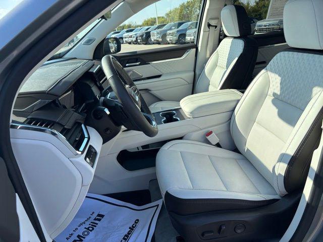 Photo of 2024 Sterling Metallic GMC Acadia