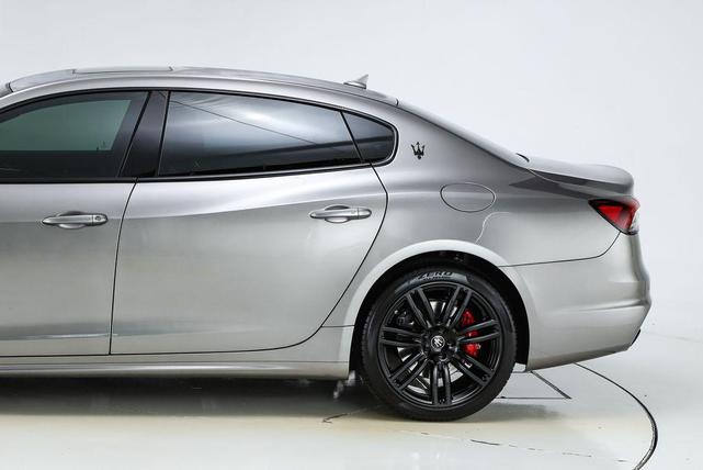 Photo of 2022 Grigio Metallic Maserati Quattroporte