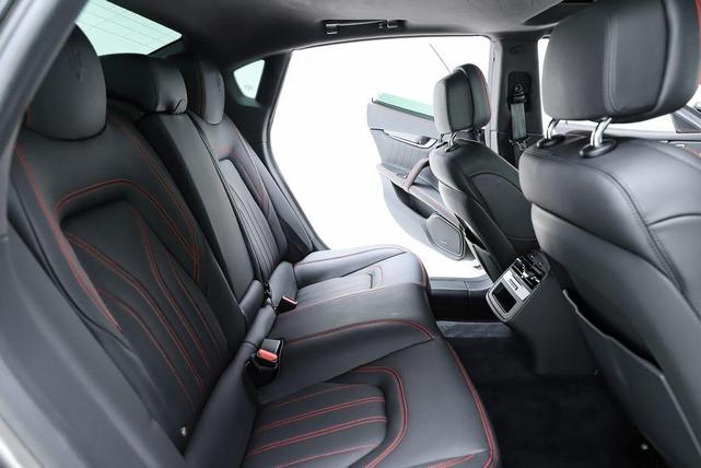 Photo of 2022 Grigio Metallic Maserati Quattroporte