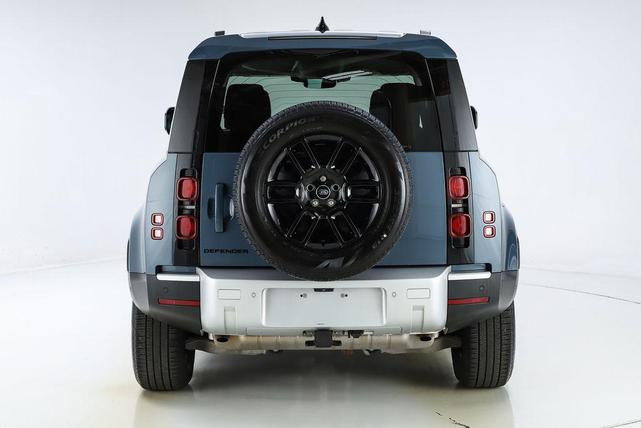 Photo of 2024 Tasman Blue Land Rover Defender