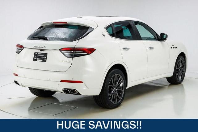 Photo of 2024 Bianco Maserati Levante