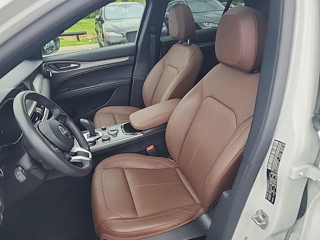 Photo of 2024 Alfa White Alfa Romeo Stelvio