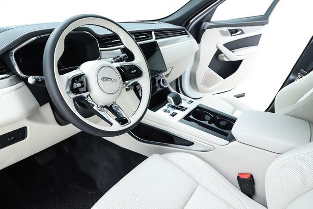 Photo of 2026 Fuji White Jaguar F-PACE
