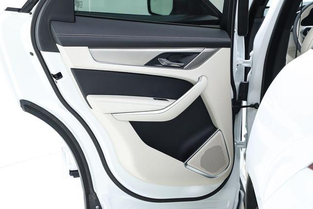 Photo of 2026 Fuji White Jaguar F-PACE