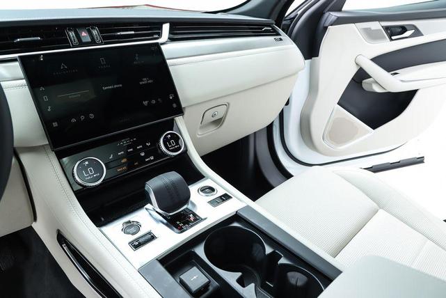 Photo of 2026 Fuji White Jaguar F-PACE