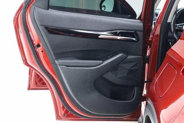 Photo of 2021 Mars Orange Kia Seltos
