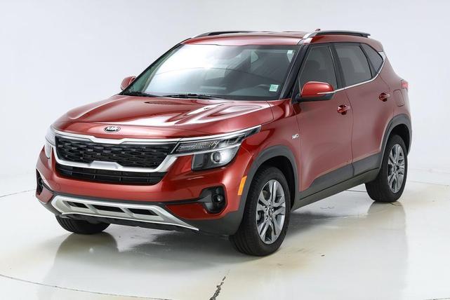 Photo of 2021 Mars Orange Kia Seltos