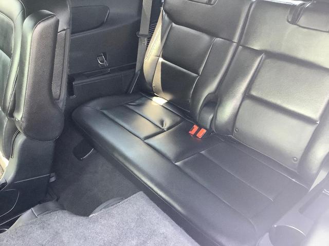 Photo of 2020 White Ford Explorer