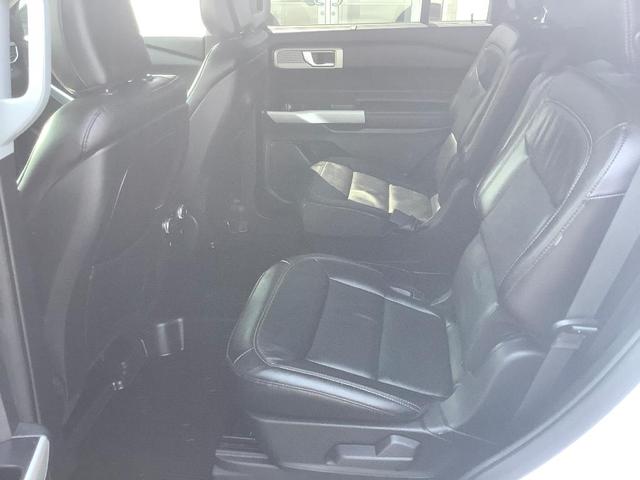 Photo of 2020 White Ford Explorer