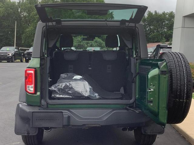 Photo of 2025 Eruption Green Metallic Ford Bronco