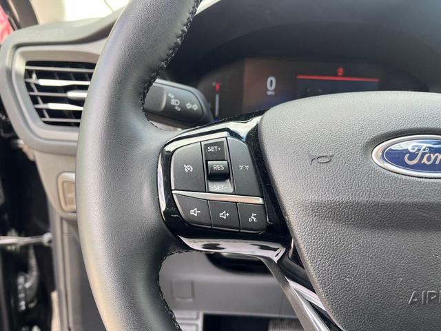Photo of 2024 Agate Black Metallic Ford Escape