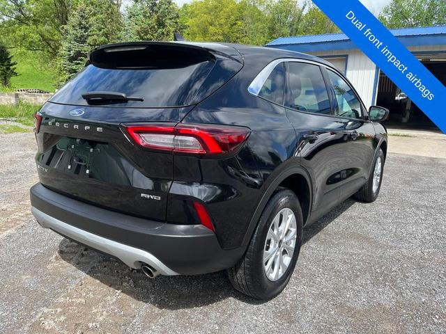 Photo of 2024 Agate Black Metallic Ford Escape