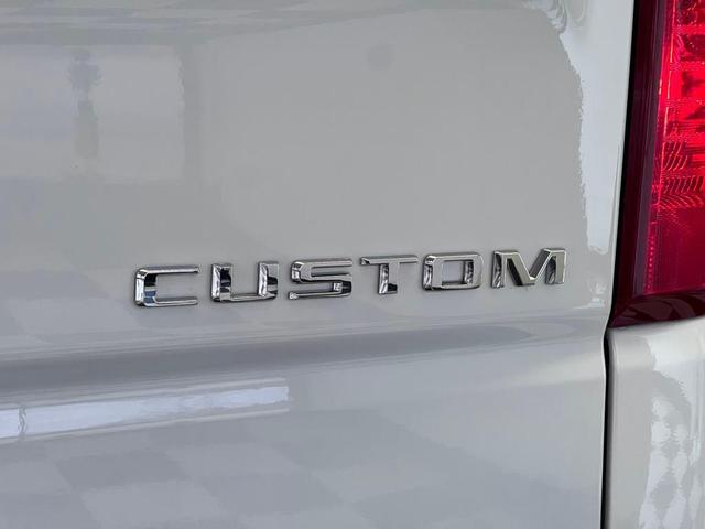 Photo of 2023 Summit White Chevrolet Silverado 1500