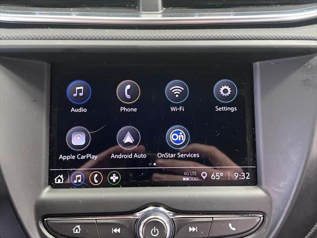 Photo of 2023 Summit White Chevrolet Trailblazer