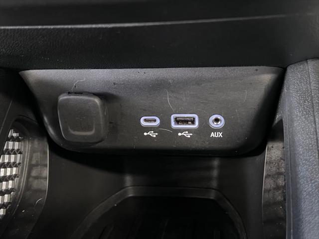 Photo of 2023 Summit White Chevrolet Trailblazer