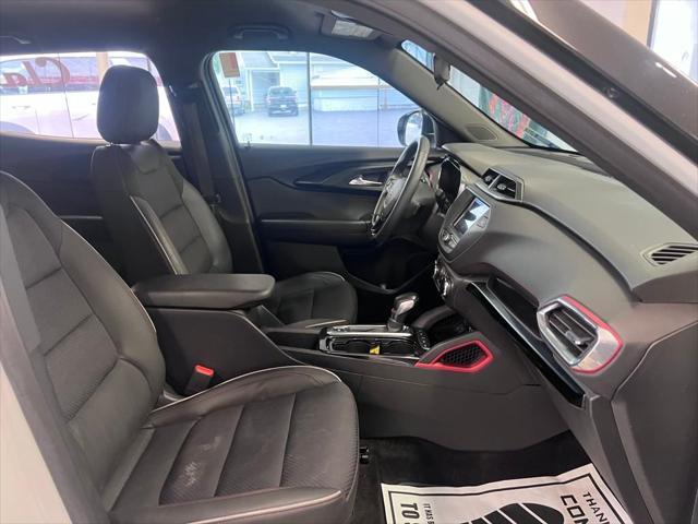 Photo of 2023 Summit White Chevrolet Trailblazer